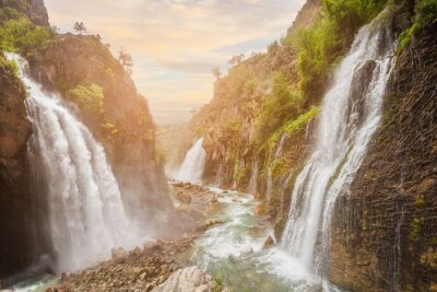 Fototapeta Piękne tropikalne wodospady
